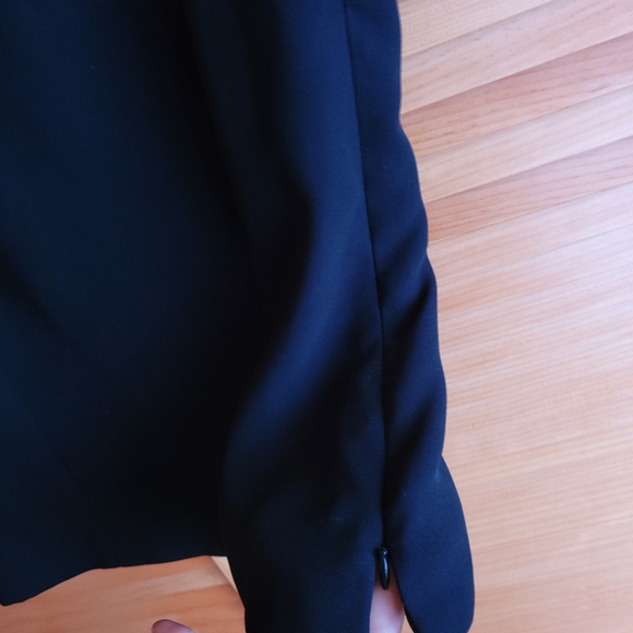 Black formal top on zip - Picture 3 of 4
